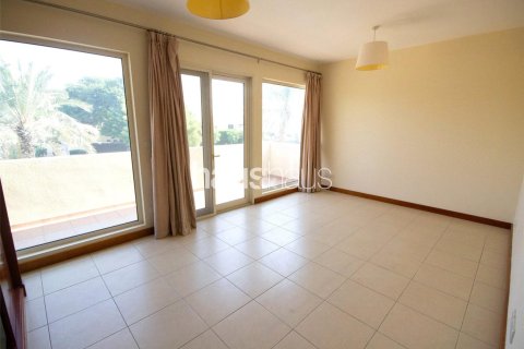 Снять в аренду виллу в Арабиан Ранчес, Дубай: 5 спален, 450м², № 44818 - фото 10