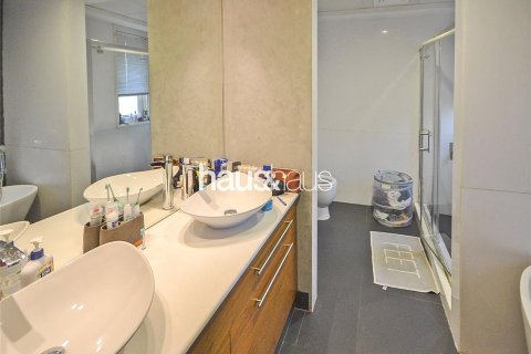 Снять в аренду виллу в Арабиан Ранчес, Дубай: 3 спальни, 299м², № 44820 - фото 7