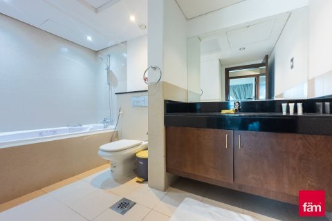 Apartment in Downtown Dubai (Downtown Burj Dubai), Dubai 2 bedrooms, 130 sq.m. № 8251 - photo 9