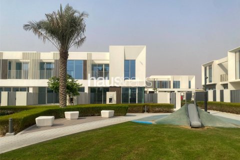Townhouse in The Valley, Dubai 4 bedrooms, 206 sq.m. № 43888 - photo 3