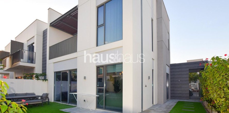 Maison de ville à Sun, Arabian Ranches 3, Dubai, 4 chambres, 227 m², № 43886