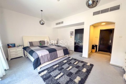 Villa in Diamond Views, Jumeirah Village Circle, Dubai 3 bedrooms, 264 sq.m. № 43771 - photo 9