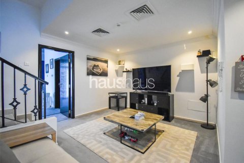Villa in Diamond Views, Jumeirah Village Circle, Dubai 3 bedrooms, 264 sq.m. № 43771 - photo 7