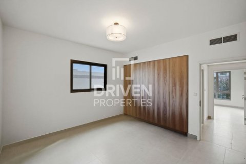 Villa à Jebel Ali, Dubai, 4 chambres, 567.82 m², № 136790 - photo 11