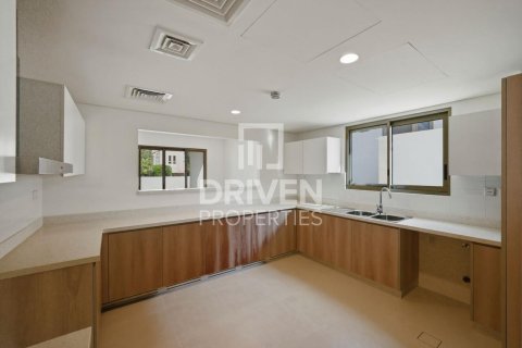 Villa à Jebel Ali, Dubai, 4 chambres, 567.82 m², № 136790 - photo 19