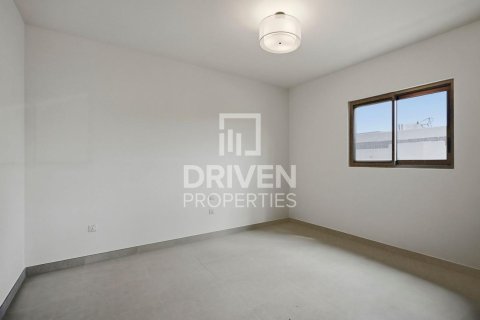 Villa à Jebel Ali, Dubai, 4 chambres, 567.82 m², № 136790 - photo 9