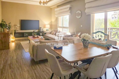 Apartamento en Remraam, Dubai, 2 dormitorios, 139 m², № 73953