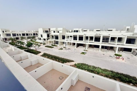 Townhouse in DAMAC Hills (Akoya by DAMAC), Dubai 3 bedrooms, 246 sq.m. № 73944 - photo 17