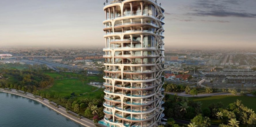 Apartment in Dubai 4 bedrooms, 695 sq.m. № 18036