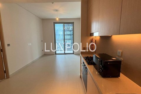Снять в аренду квартиру в Vida Residences Dubai Mall, Даунтаун Дубай (Даунтаун Бурдж Дубай), Дубай: 1 спальня, 76м², № 46294 - фото 2