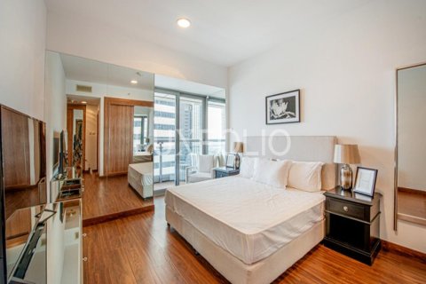 Снять в аренду квартиру в Дубай Марине, Дубай: 3 спальни, 187м², № 46303 - фото 4