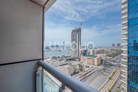 Снять в аренду квартиру в Дубай Марине, Дубай: 3 спальни, 187м², № 46303 - фото 2