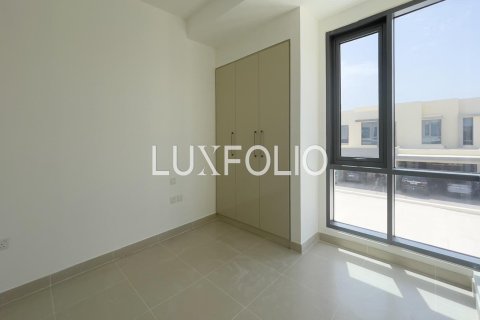 Снять в аренду таунхаус в Maple at Dubai Hills Estate, Дубай Хилс Эстейт, Дубай: 5 спален, 298м², № 46293 - фото 5