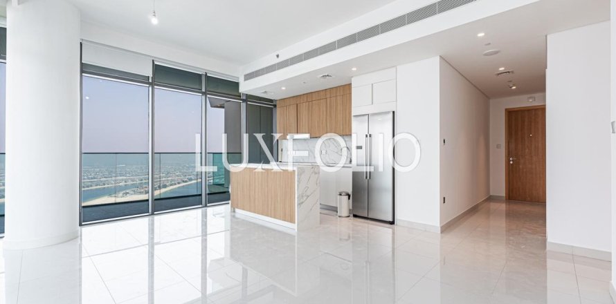 Квартира в EMAAR Beachfront, Dubai Harbour, Дубай, 3 спальни, 180м², № 46302