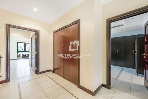 Villa à Palm Jumeirah, Dubai, 4 chambres, 470 m², № 73107 - photo 24
