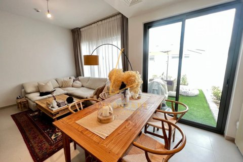 Villa in Sun, Arabian Ranches 3, Dubai 3 bedrooms, 129 sq.m. № 138131