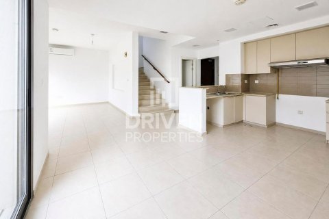 تاون هاوس في Hayat Townhouses, Town Square, دبي 3 غرف نوم, 202.53 م² رقم 135708 - صورة 3