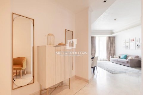 Apartment in Grandeur Residences, Palm Jumeirah, Dubai 2 bedrooms, 163 sq.m. № 72911 - photo 11