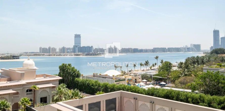 Apartment in Grandeur Residences, Palm Jumeirah, Dubai 2 bedrooms, 163 sq.m. № 72911