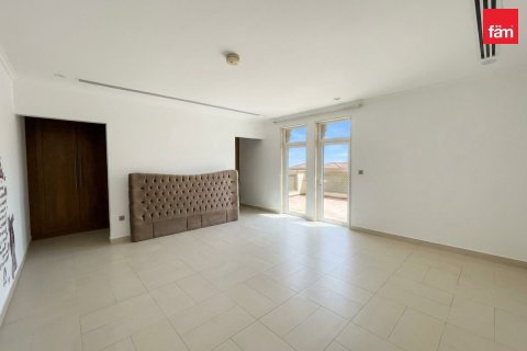 Villa in Jumeirah Park, Dubai 4 bedrooms, 789.3 sq.m. № 141305 - photo 14
