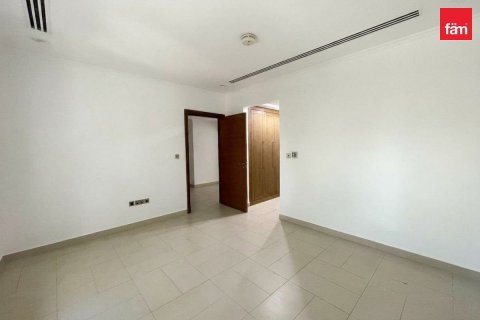 Villa in Jumeirah Park, Dubai 4 bedrooms, 789.3 sq.m. № 141305 - photo 10