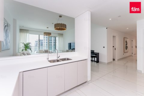 Apartment in Dubai Media City, Dubai 3 bedrooms, 210 sq.m. № 141299 - photo 27