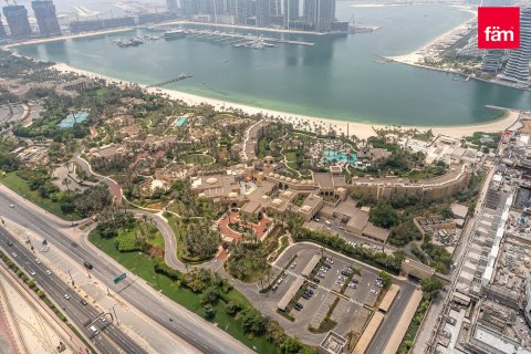 Apartment in Dubai Media City, Dubai 3 bedrooms, 210 sq.m. № 141299 - photo 22