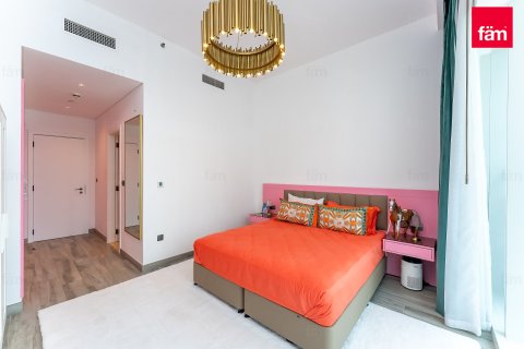 Apartment in Dubai Media City, Dubai 3 bedrooms, 210 sq.m. № 141299 - photo 17