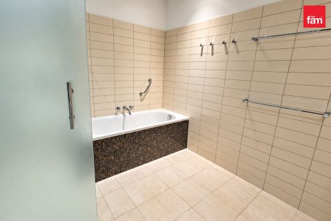Apartment in Sheikh Zayed Road, Dubai 2 bedrooms, 216 sq.m. № 141297 - photo 3