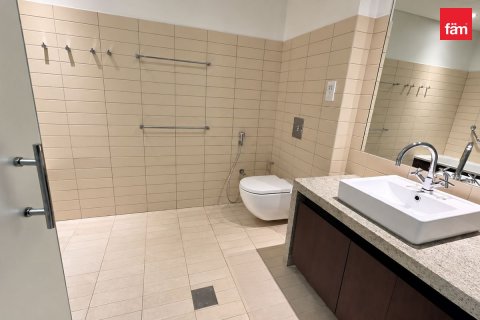 Apartment in Sheikh Zayed Road, Dubai 2 bedrooms, 216 sq.m. № 141297 - photo 4