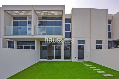 Таунхаус в Arabella Townhouses, Мудон, Дубай, 3 спальни, 187м², № 44563