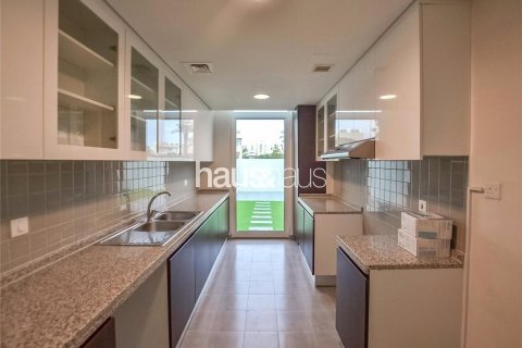 Снять в аренду таунхаус в Arabella Townhouses, Мудон, Дубай: 3 спальни, 187м², № 44563 - фото 2