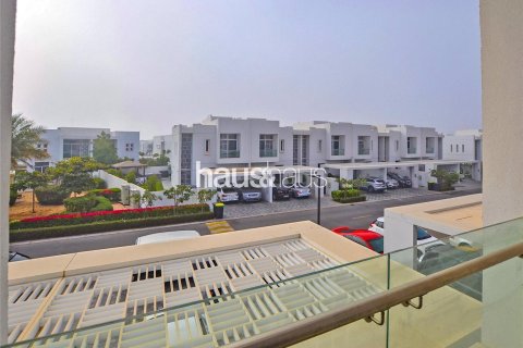 Снять в аренду таунхаус в Arabella Townhouses, Мудон, Дубай: 3 спальни, 187м², № 44563 - фото 11