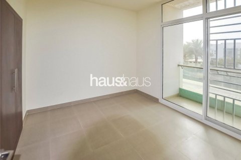 Снять в аренду таунхаус в Arabella Townhouses, Мудон, Дубай: 3 спальни, 187м², № 44563 - фото 6