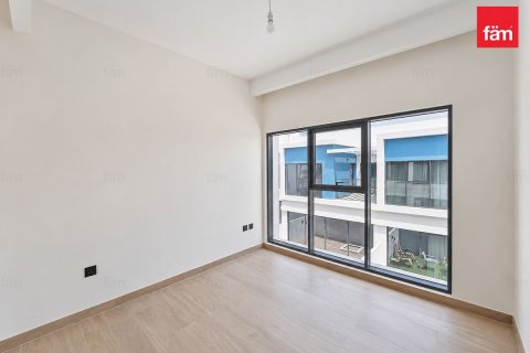 Townhouse in Dubai 4 bedrooms, 144 sq.m. № 141310