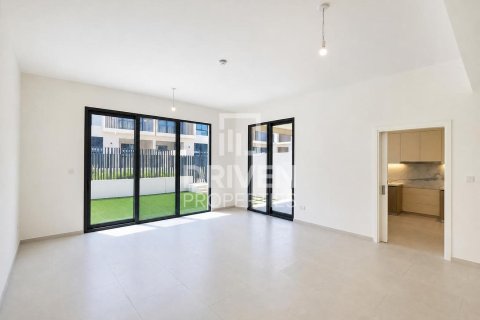 فيلا في جبل علي, دبي 4 غرف نوم, 252.05 م² رقم 127833 - صورة 2