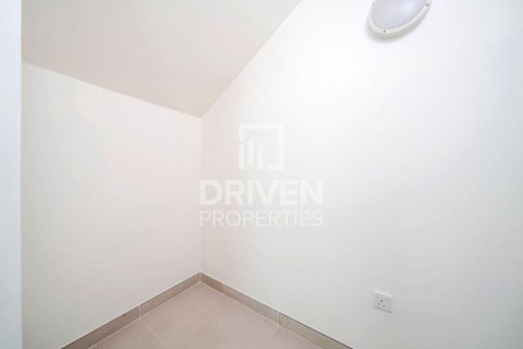 Снять в аренду виллу в District One, Мохаммед Бин Рашид Сити, Дубай: 4 спальни, 569.96м², № 127836 - фото 11