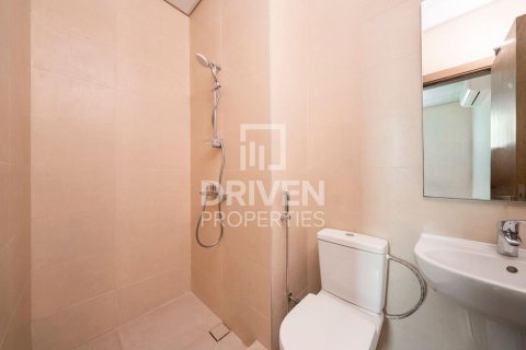 Снять в аренду виллу в District One, Мохаммед Бин Рашид Сити, Дубай: 4 спальни, 569.96м², № 127836 - фото 12