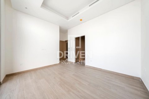 Снять в аренду виллу в District One, Мохаммед Бин Рашид Сити, Дубай: 4 спальни, 569.96м², № 127836 - фото 7