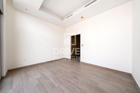 Снять в аренду виллу в District One, Мохаммед Бин Рашид Сити, Дубай: 4 спальни, 569.96м², № 127836 - фото 5