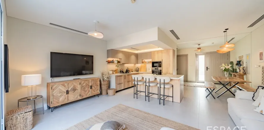 Таунхаус в Джумейра Вилладж Серкл, Дубай, 2 спальни, 152м², № 61693
