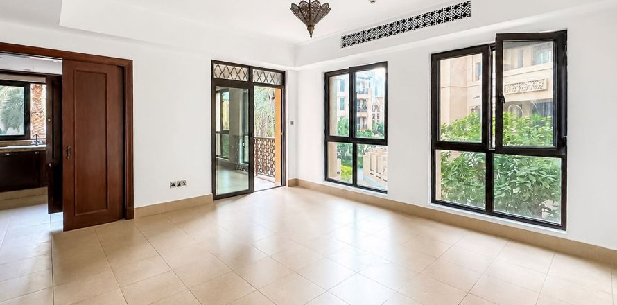 Квартира в Old Town, Дубай, 1 спальня, 90.67м², № 136525