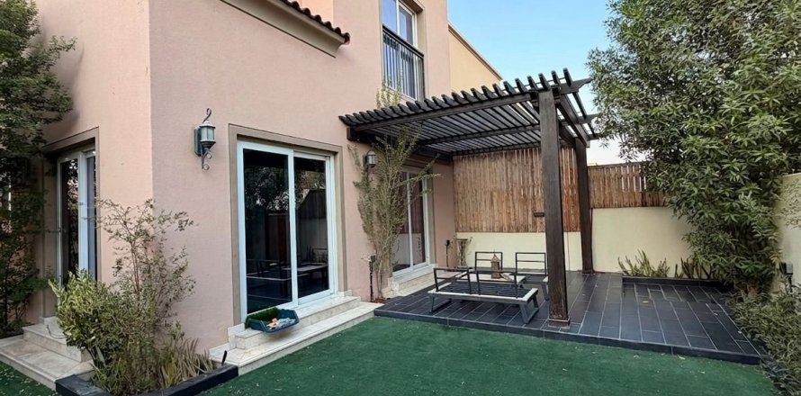 Maison de ville à Dubai, 4 chambres, 238.5 m², № 137574