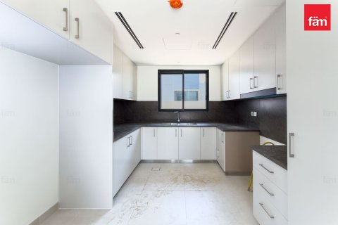 Villa en Dubai, 4 dormitorios, 456.9 m², № 113589 - foto 18