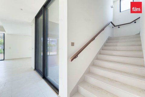 Villa en Dubai, 4 dormitorios, 456.9 m², № 113589 - foto 11