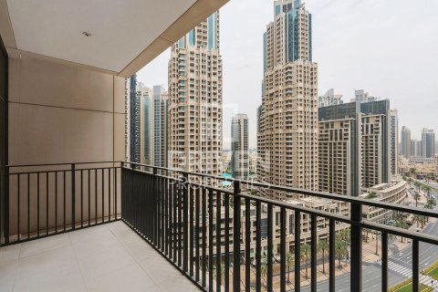 Appartement à BLVD Crescent, Downtown Dubai (Downtown Burj Dubai), Dubai, 2 chambres, 155.24 m², № 129000 - photo 21