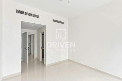 Appartement à BLVD Crescent, Downtown Dubai (Downtown Burj Dubai), Dubai, 2 chambres, 155.24 m², № 129000 - photo 9