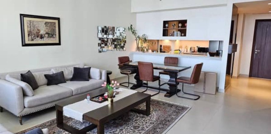 Appartement à Dubai, 3 chambres, 162 m², № 5477