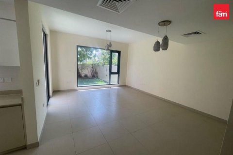 Villa in Dubai Hills Estate, Dubai 3 bedrooms, 194 sq.m. № 137691 - photo 2