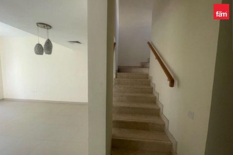 Villa in Dubai Hills Estate, Dubai 3 bedrooms, 194 sq.m. № 137691 - photo 10